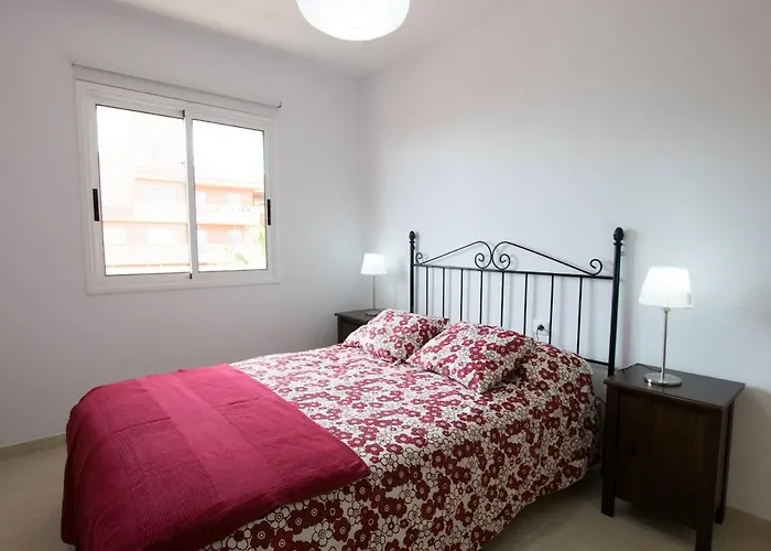 Piso Amplio Y Luminoso Pegado Al Mar