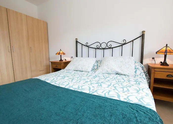 Apartamento Piso Amplio Y Luminoso Pegado Al Mar *